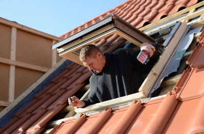 Pose de fenêtres de toit Velux à Brunémont